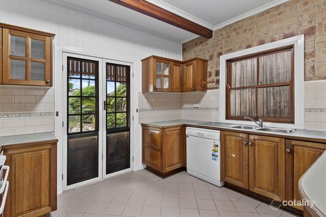 Property photo of 25 McIlwraith Avenue Norman Park QLD 4170