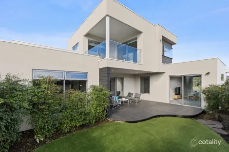Property photo of 16 Casey Boulevard Fyansford VIC 3218