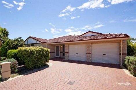 18a Kotisina Gdns, Lake Coogee, WA 6166