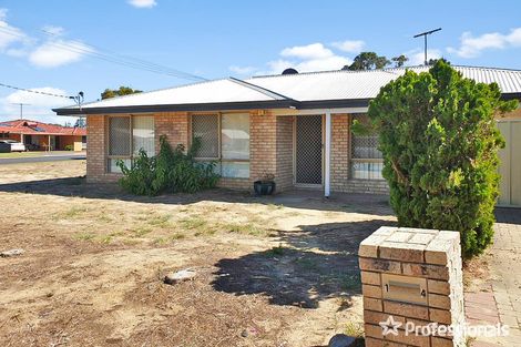 Property photo of 14 Grimsel Court Coodanup WA 6210