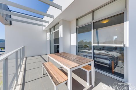 Property photo of 215/50 Pimlico Crescent Wellard WA 6170