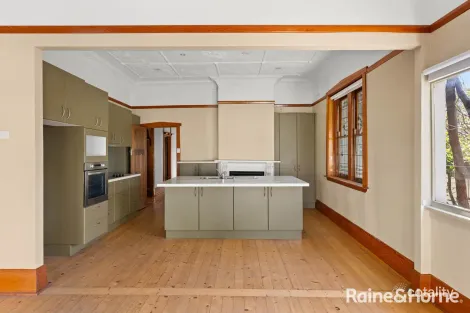 Property photo of 40 Lorna Street Waratah NSW 2298