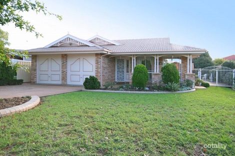 40 William Campbell Ave, Harrington Park, NSW 2567