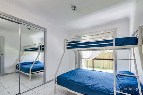Property photo of 42 Discovery Drive Helensvale QLD 4212