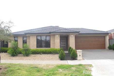 Property photo of 32 Upton Circle Derrimut VIC 3026