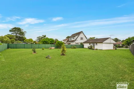 Property photo of 1 Kennett Place Glenfield NSW 2167