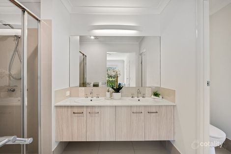 Property photo of 31 Piccadilly Court Mount Lofty QLD 4350