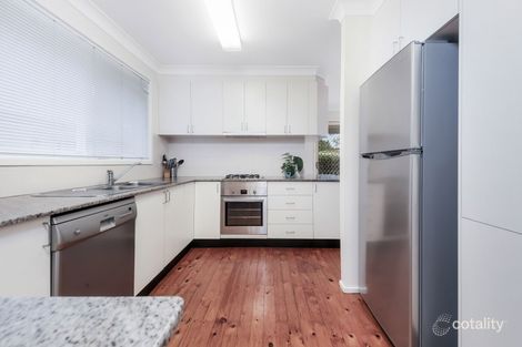 Property photo of 5 Hall Drive Menai NSW 2234