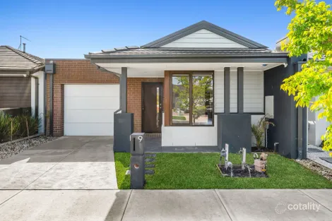 Property photo of 9 Fleurieu Circuit Armstrong Creek VIC 3217