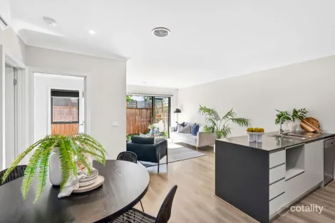 Property photo of 9 Fleurieu Circuit Armstrong Creek VIC 3217