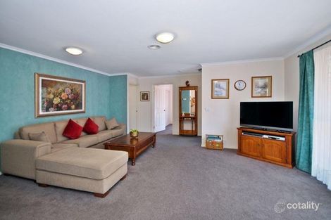 2/48-50 Trickey Ave, Sydenham, VIC 3037