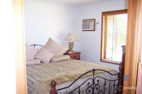 Property photo of 69 Dundas Street Emerald QLD 4720