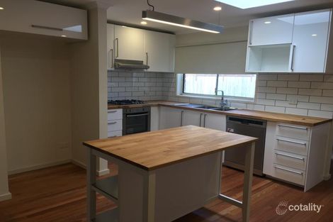 Property photo of 2 Holly Green Court Keilor East VIC 3033