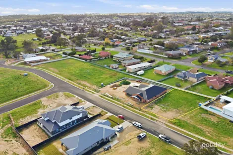 10 Wall St, Young, NSW 2594