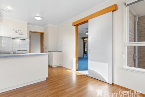 Property photo of 1 Gilbert Street Wendouree VIC 3355