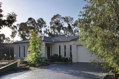 1 Claremont Tce, Strathdale, VIC 3550