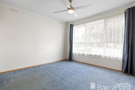 Property photo of 1 Gilbert Street Wendouree VIC 3355