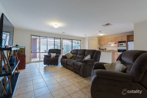 Property photo of 1 Ashbrook Way Cranbourne West VIC 3977