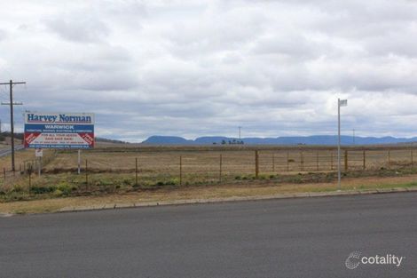 Property photo of 44-46 East Street Sladevale QLD 4370