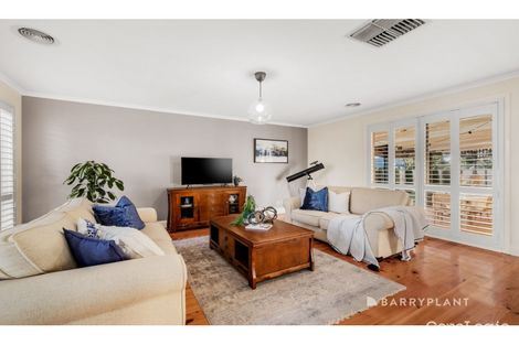 Property photo of 32 Azalea Avenue Mill Park VIC 3082