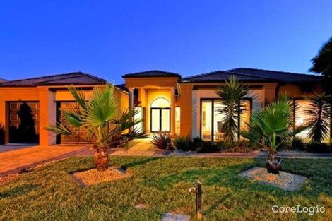 Property photo of 52 Berwick Springs Promenade Narre Warren South VIC 3805