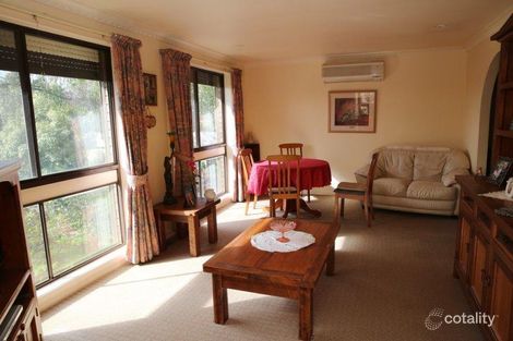 Property photo of 21 Leonards Road East Warrenheip VIC 3352