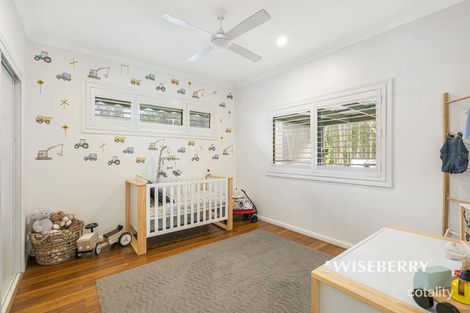 Property photo of 21 Warner Avenue Tuggerawong NSW 2259