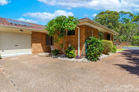 1/76 Goldens Rd, Forster, NSW 2428
