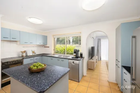 Property photo of 19 Islandview Street Barellan Point QLD 4306