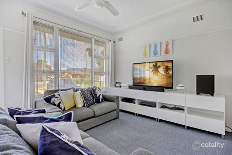 Property photo of 10 Unara Road Dapto NSW 2530