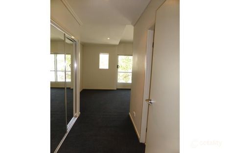 Property photo of 36 Moores Crescent Varsity Lakes QLD 4227