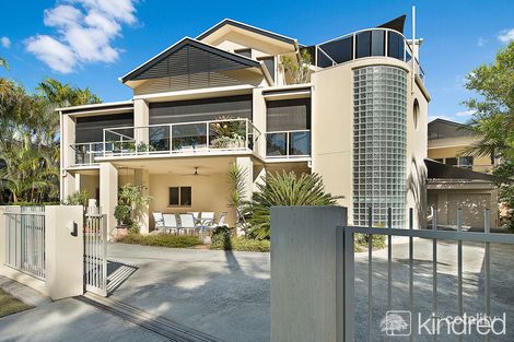 2/23 Thurecht Pde, Scarborough, QLD 4020