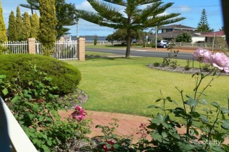 Property photo of 131 Travers Drive Australind WA 6233