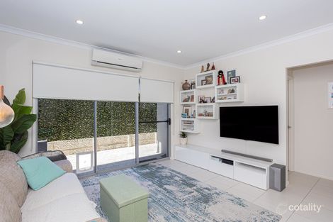Property photo of 2/8 Ilumba Way Nollamara WA 6061