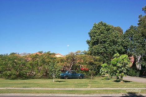 22 Holland Ct, Broadbeach Waters, QLD 4218