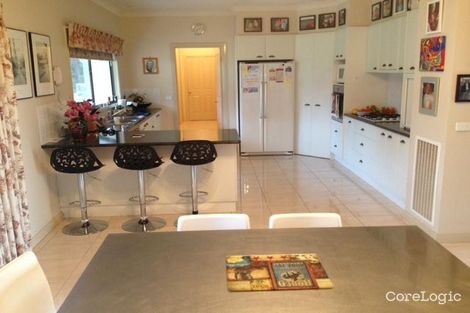 Property photo of 6 Hamilton Court Heathcote VIC 3523