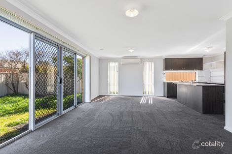 Property photo of 20 Fantail Way Brookfield VIC 3338