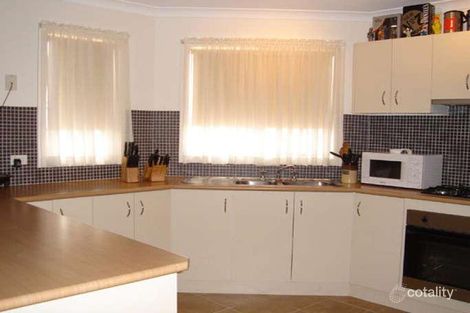 Property photo of 29 Yallop Crescent Sunbury VIC 3429