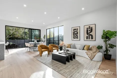 Property photo of 35 Wetherby Road Doncaster VIC 3108