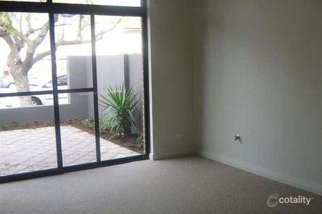 15/1 Simper St, Wembley, WA 6014