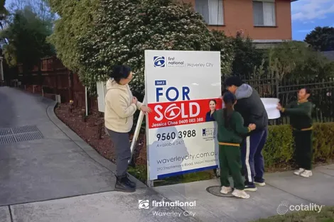 Property photo of 2/21 Hallows Street Glen Waverley VIC 3150