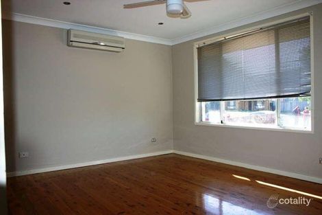 Property photo of 28 Stromeferry Crescent St Andrews NSW 2566
