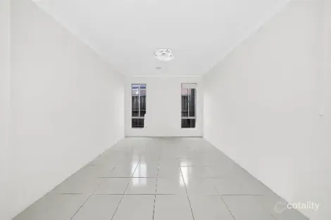 Property photo of 114 Malibu Boulevard Point Cook VIC 3030