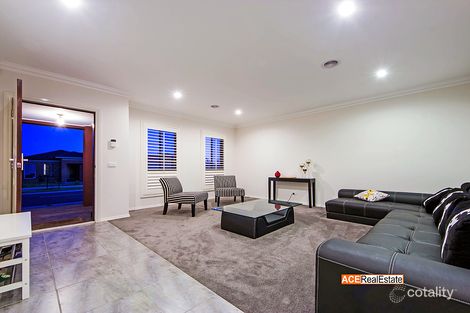 Property photo of 2 Susan Place Tarneit VIC 3029