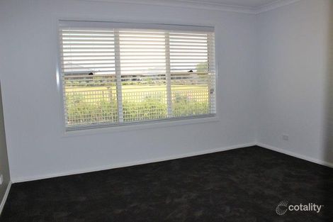 Property photo of 66 Peak Drive Hillvue NSW 2340