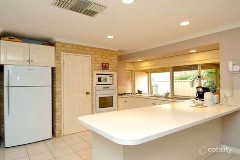 Property photo of 35 Avon Crescent Viveash WA 6056