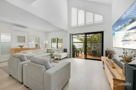 1/112 Oaks Ave, Shelly Beach, NSW 2261