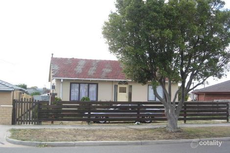 4 Curtin Cres, Dandenong North, VIC 3175