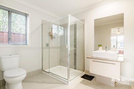 Property photo of 4 Starlight Rise Cranbourne East VIC 3977
