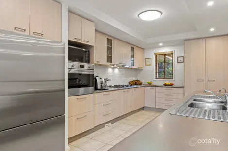 Property photo of 11 Cambridge Drive Mansfield VIC 3722